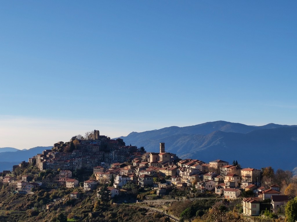 Un regno tra le nuvole:&nbsp;Bajardo